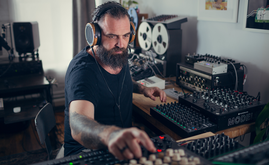 Audeze talks with synthesist and educator Federico Chiesa