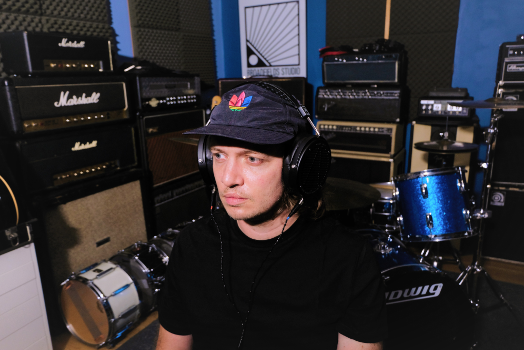 Audeze hears from producer/engineer/instrumentalist Thomas Mitchener