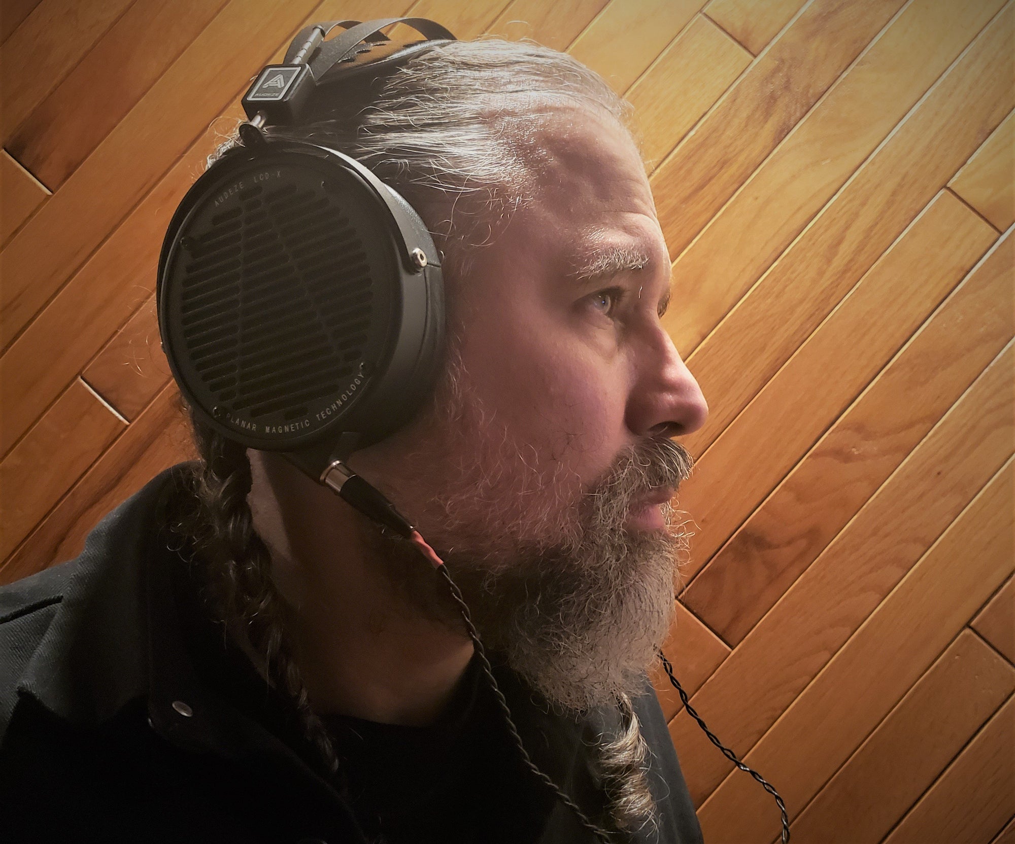 Audeze chats with bassist, composer and guimbri player Joshua Abrams